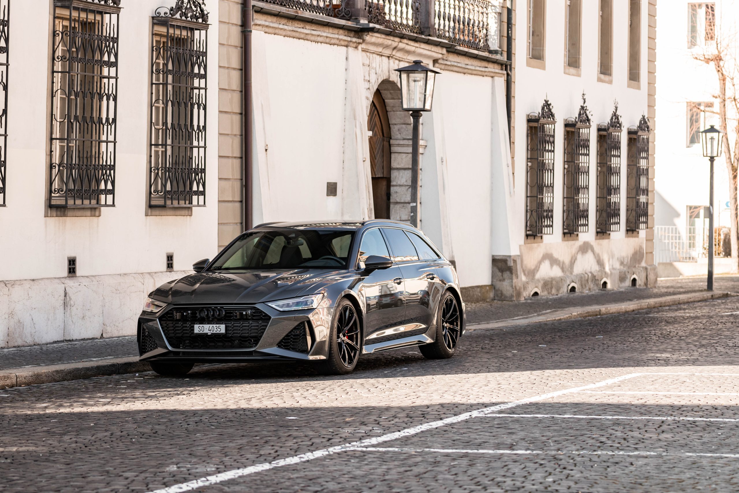 Rent Audi Dubai