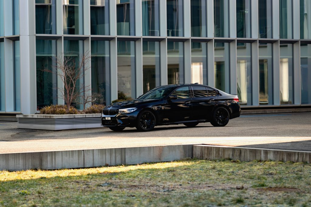 Rent BMW Dubai